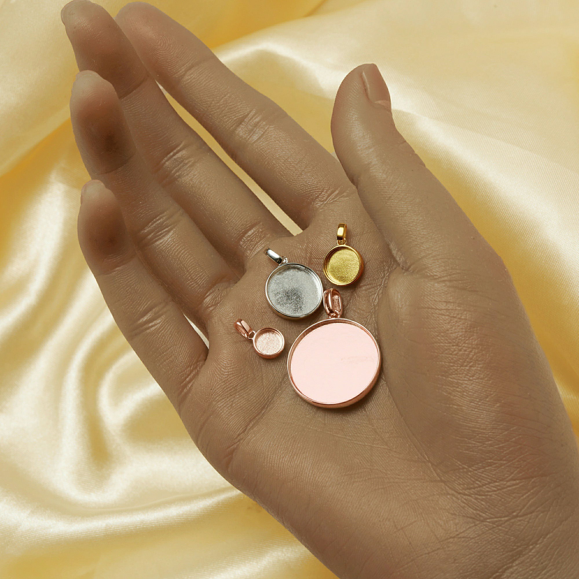 Keepsake Mother Milk Resin Rou - Bezels Set Pendant avaliação e preço