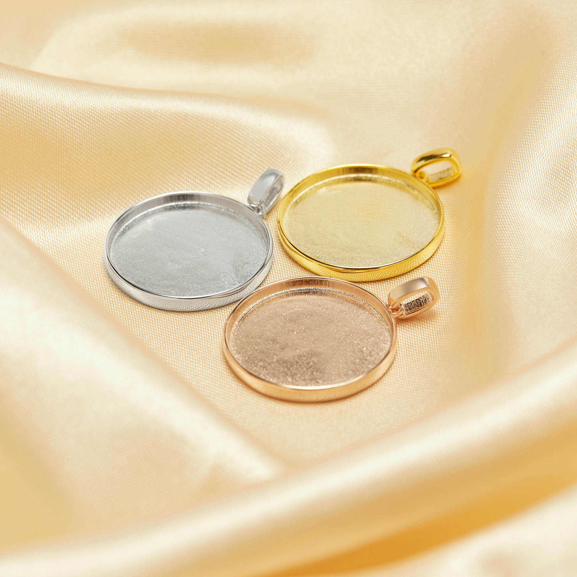 Keepsake Mother Milk Resin Rou - Bezels Set Pendant avaliação e preço